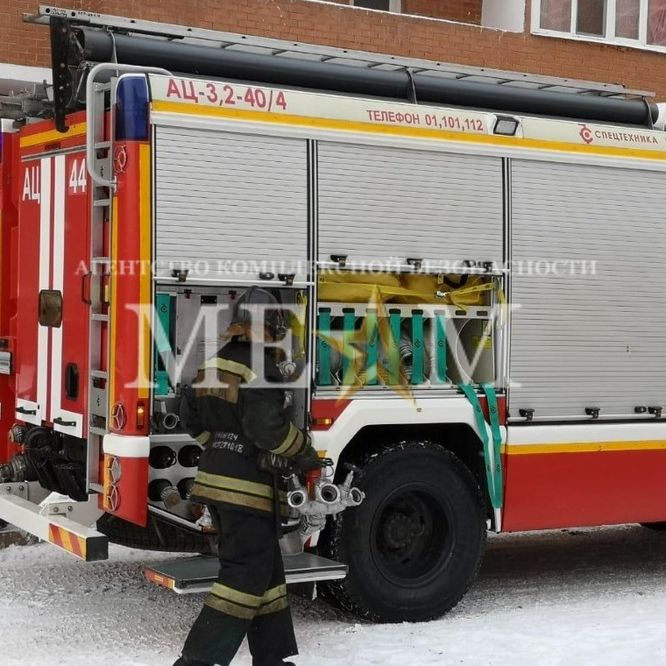 Дежурство пожарной машины на мероприятиях, пожарная бригада на съемки ...
